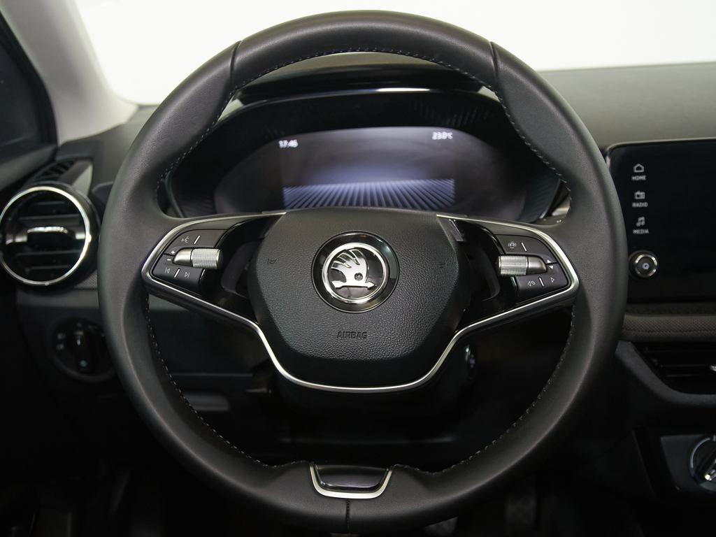 Skoda Fabia 1.0 TSI Selection 70 kW (95 CV) - 10