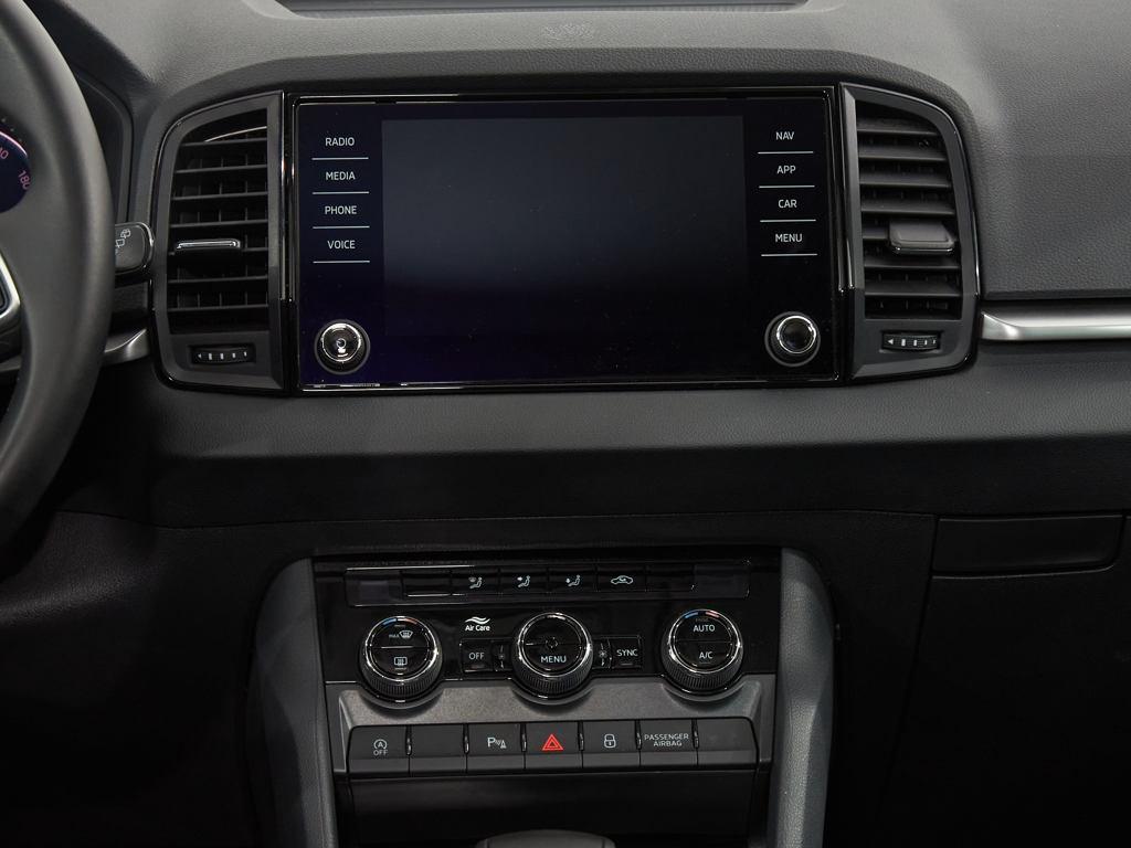 Skoda Karoq 1.5 TSI ACT Selection DSG 110 kW (150 CV) - 12