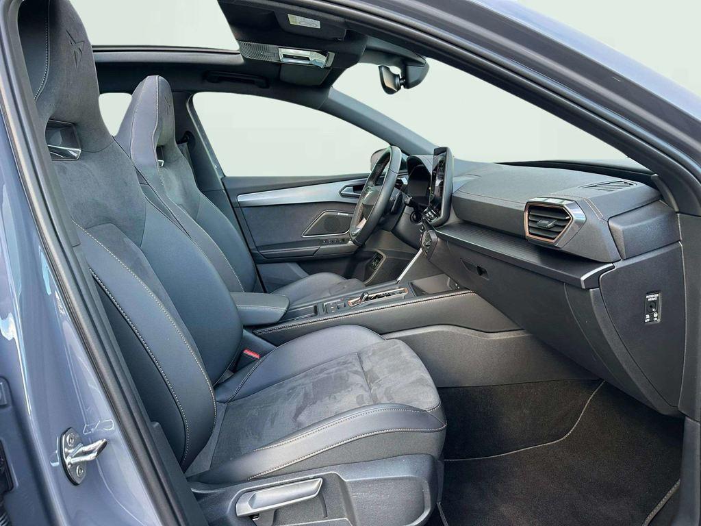 CUPRA Leon Sportstourer 1.5 TSI e-Hybrid VZ DSG 200 kW (272 CV) - 4