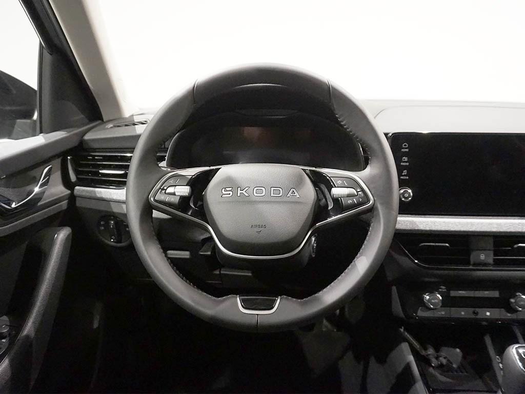 Skoda Kamiq 1.0 TSI Selection 85 kW (115 CV) - 8