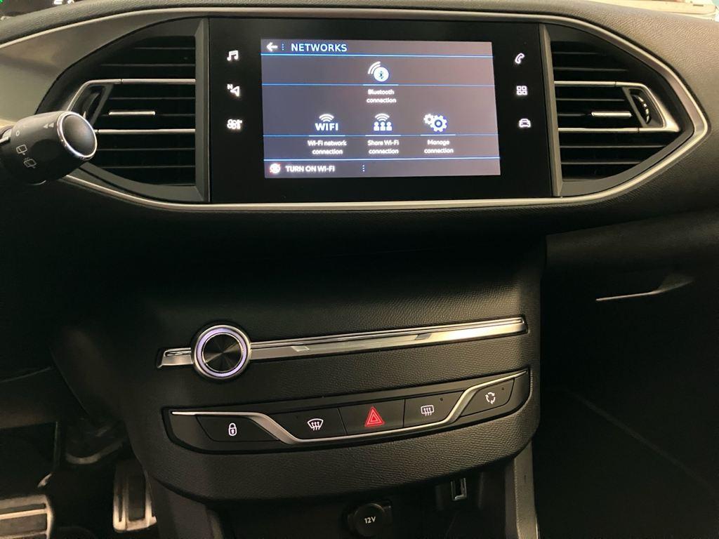 Peugeot 308 PureTech 130 S&S Tech Edition EAT8 96 kW (130 CV) - 10