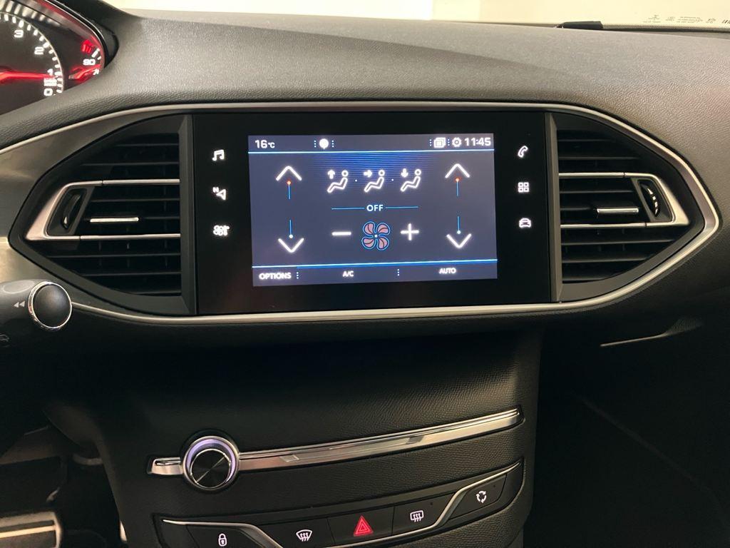 Peugeot 308 PureTech 130 S&S Tech Edition EAT8 96 kW (130 CV) - 11