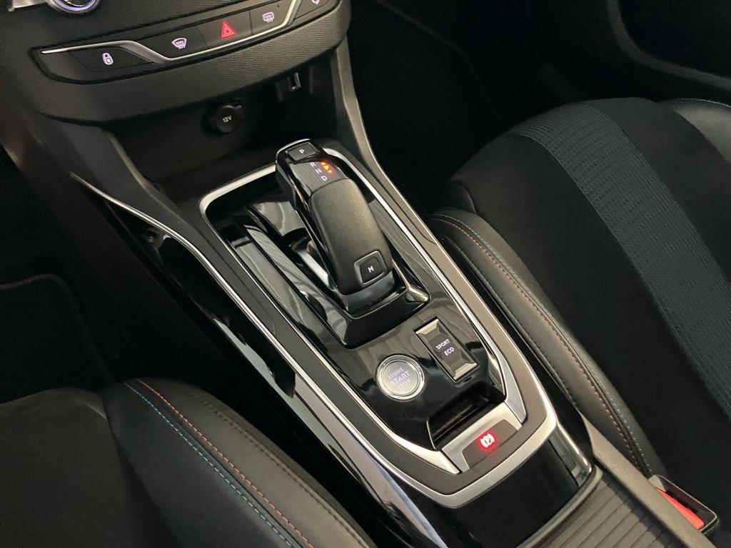 Peugeot 308 PureTech 130 S&S Tech Edition EAT8 96 kW (130 CV) - 13