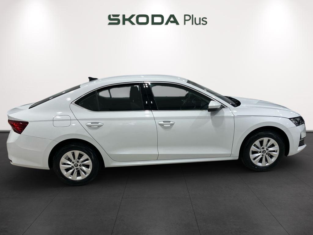 Skoda Octavia 1.5 TSI m-HEV Selection DSG 85 kW (116 CV) - 2