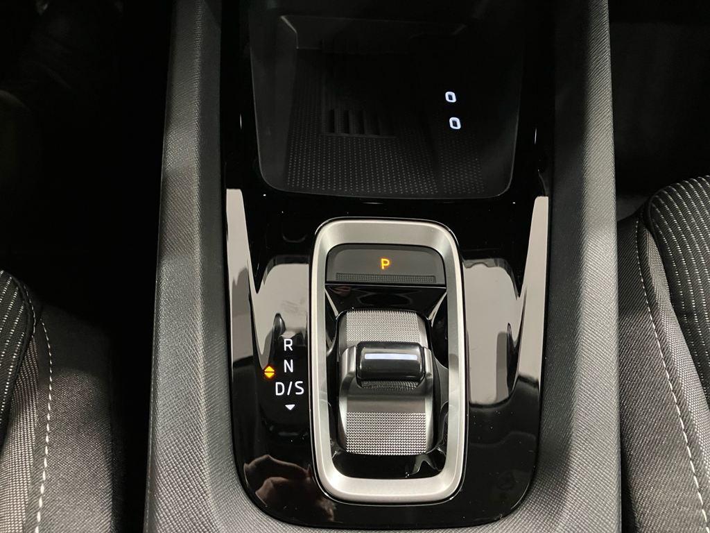 Skoda Octavia 1.5 TSI m-HEV Selection DSG 85 kW (116 CV) - 10