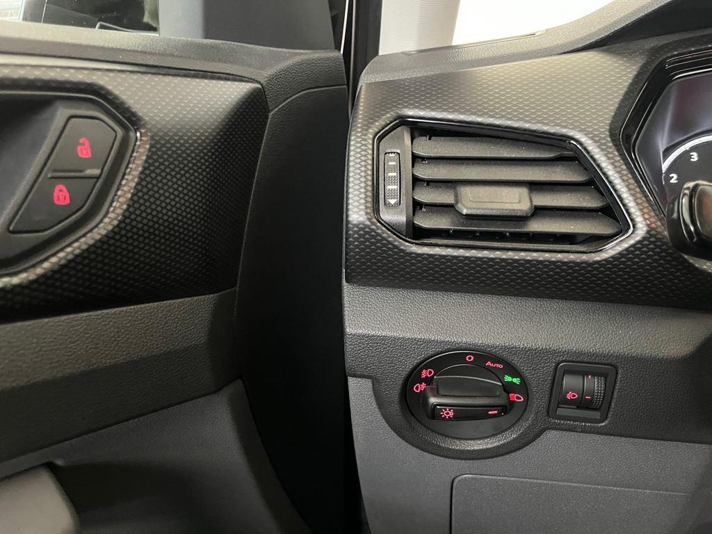 Volkswagen T-Cross Advance 1.0 TSI 81 kW (110 CV) DSG - 12