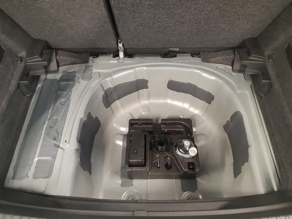 SEAT Arona 1.0 TSI Style Special Edition 85 kW (115 CV) - 17