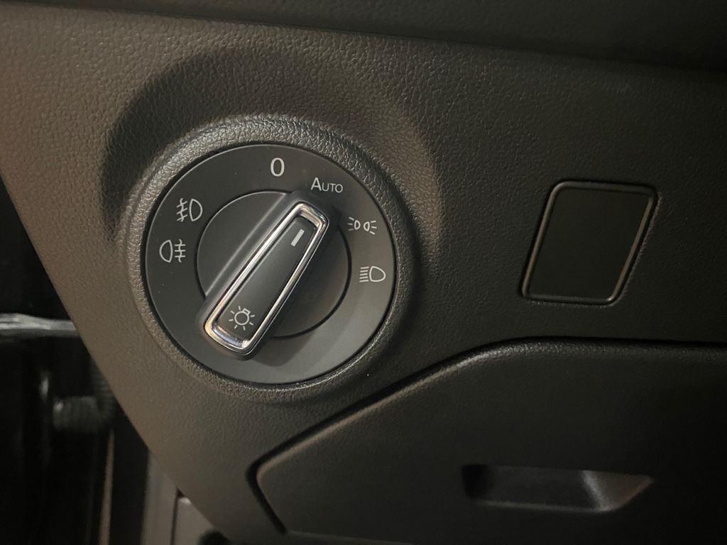 SEAT León ST 2.0 TDI S&S FR Fast Edition Plus 110 kW (150 CV) - 10