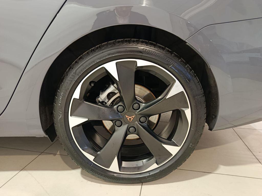 CUPRA Leon Sportstourer 1.5 eTSI DSG 110 kW (150 CV) - 7