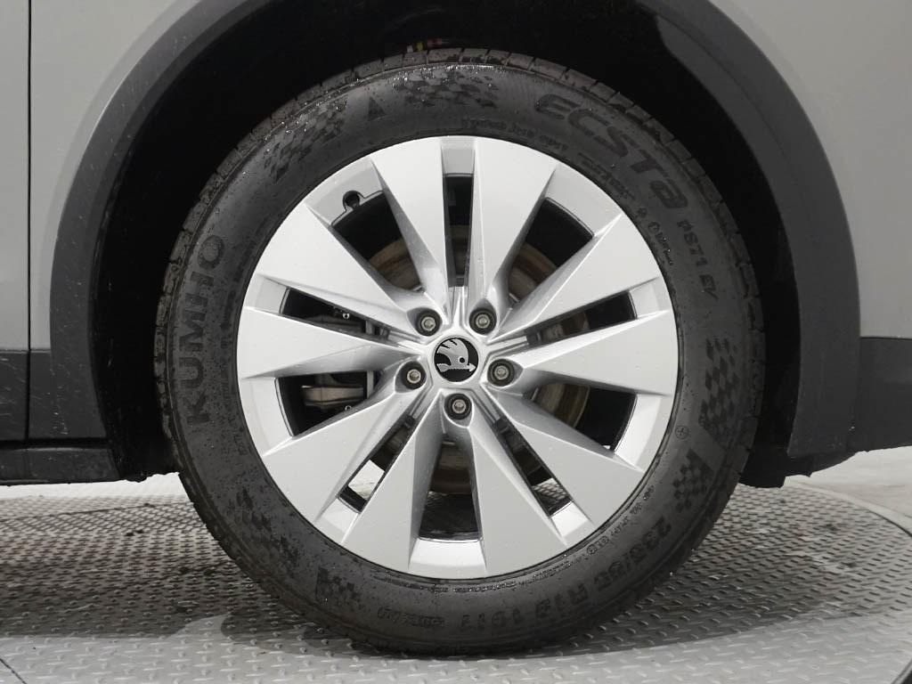 Skoda Elroq 50 55 kWh 125 kW (170 CV) - 7