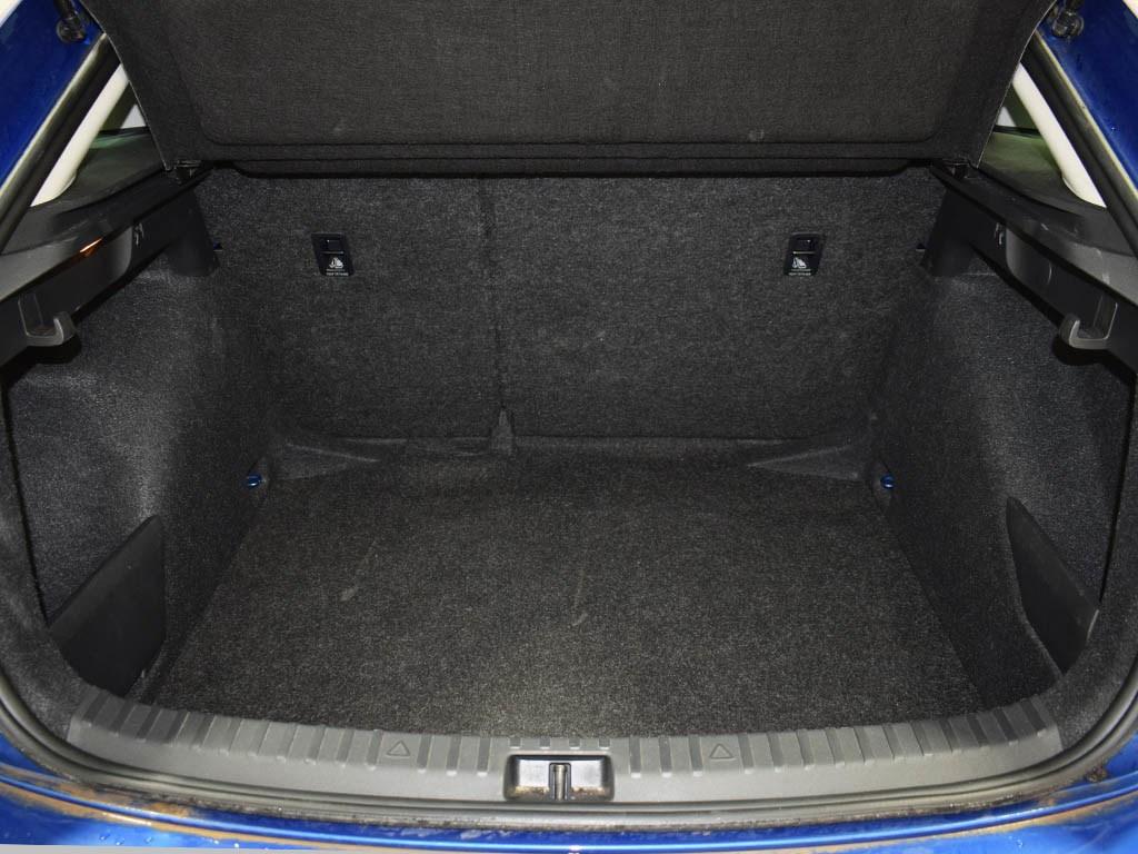 Skoda Scala 1.0 TSI Selection 70 kW (95 CV) - 6