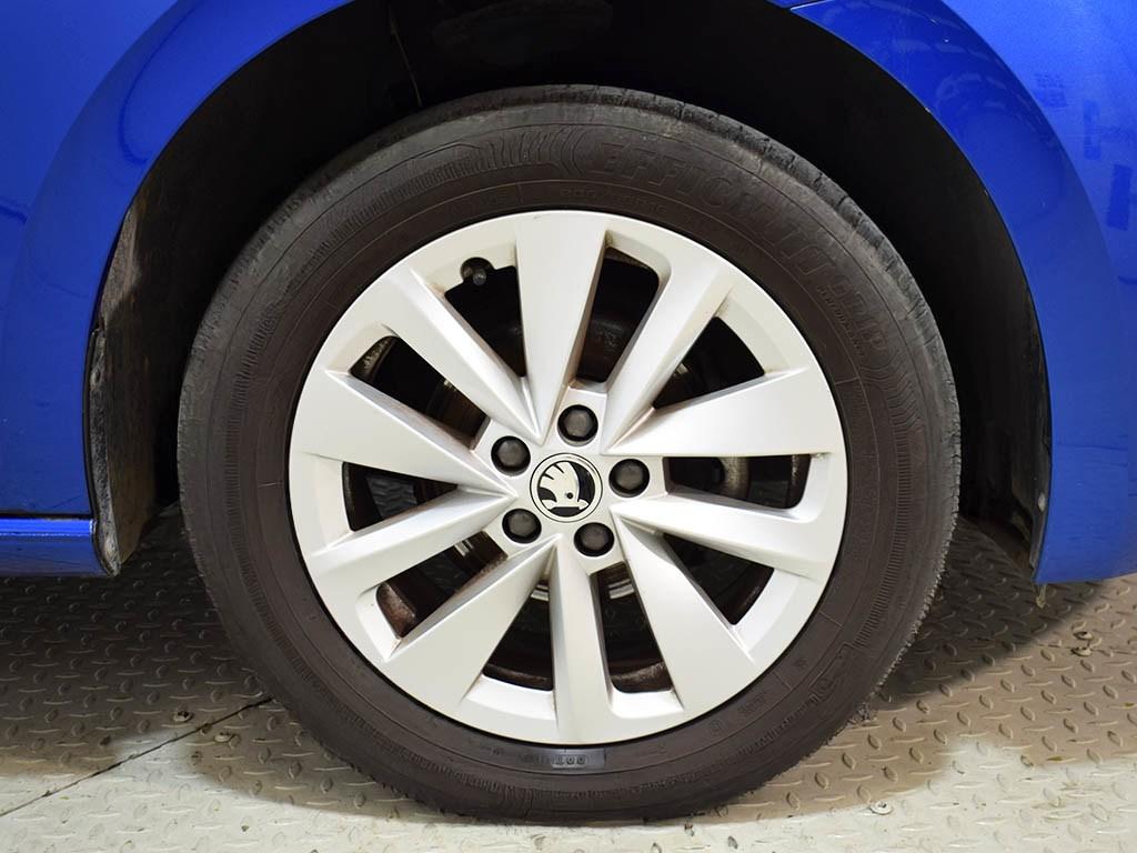 Skoda Scala 1.0 TSI Selection 70 kW (95 CV) - 7