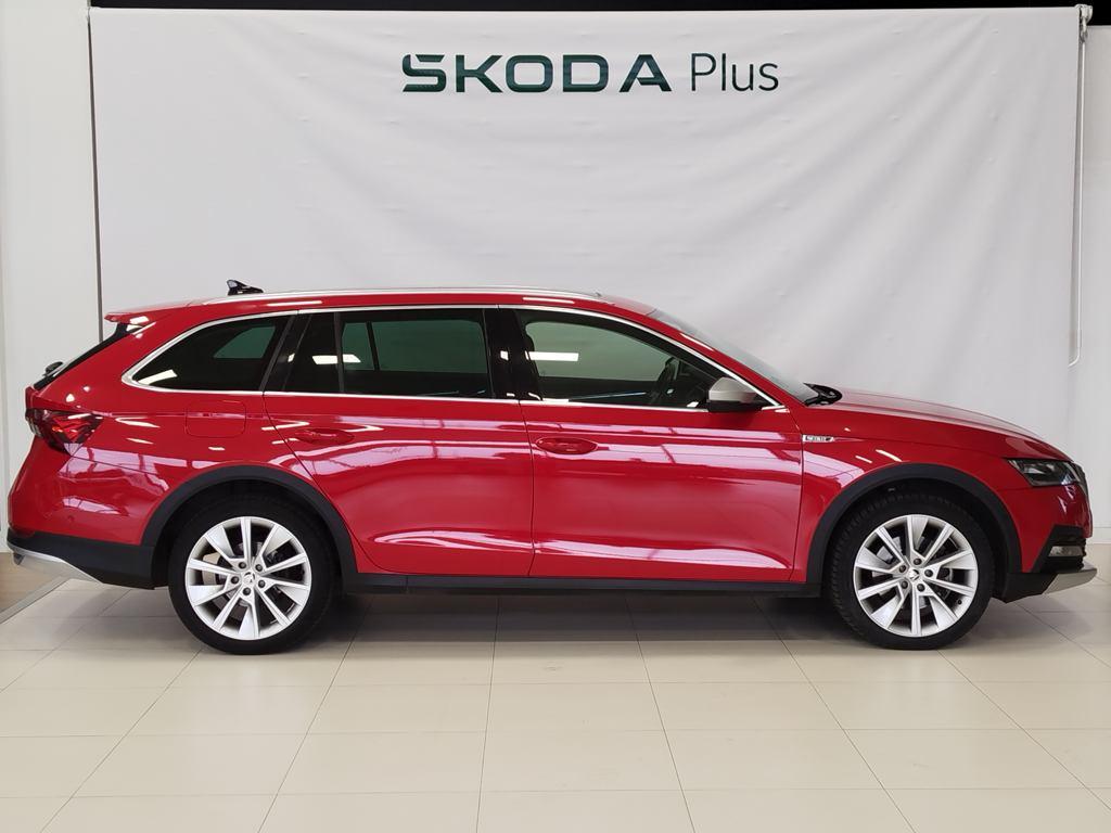 Skoda Octavia Combi 2.0 TDI Scout 4x4 DSG 147 kW (200 CV) - 2