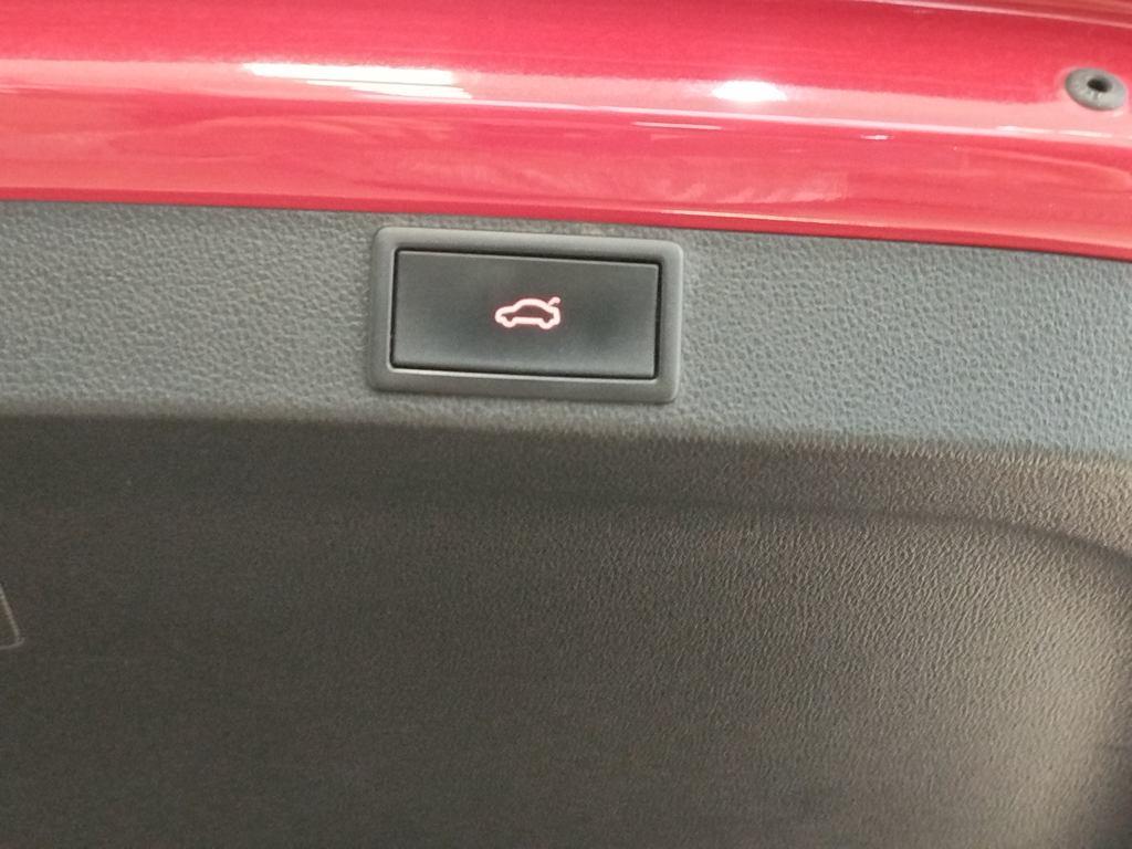 Skoda Octavia Combi 2.0 TDI Scout 4x4 DSG 147 kW (200 CV) - 17