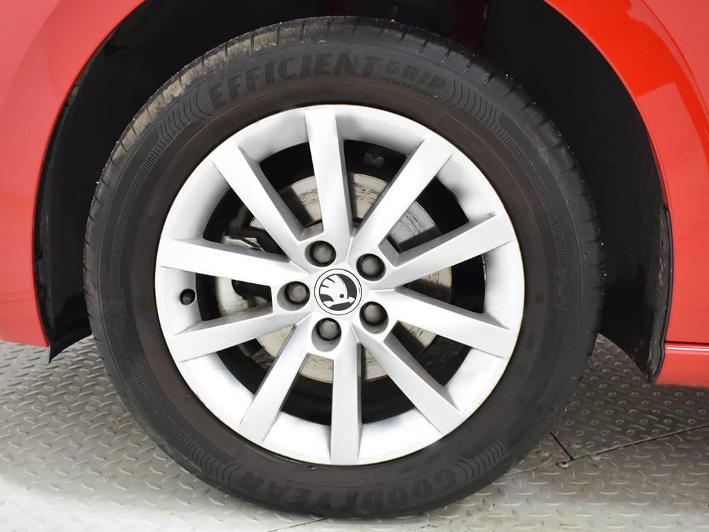 Skoda Scala 1.0 TSI Selection 85 kW (115 CV) - 7