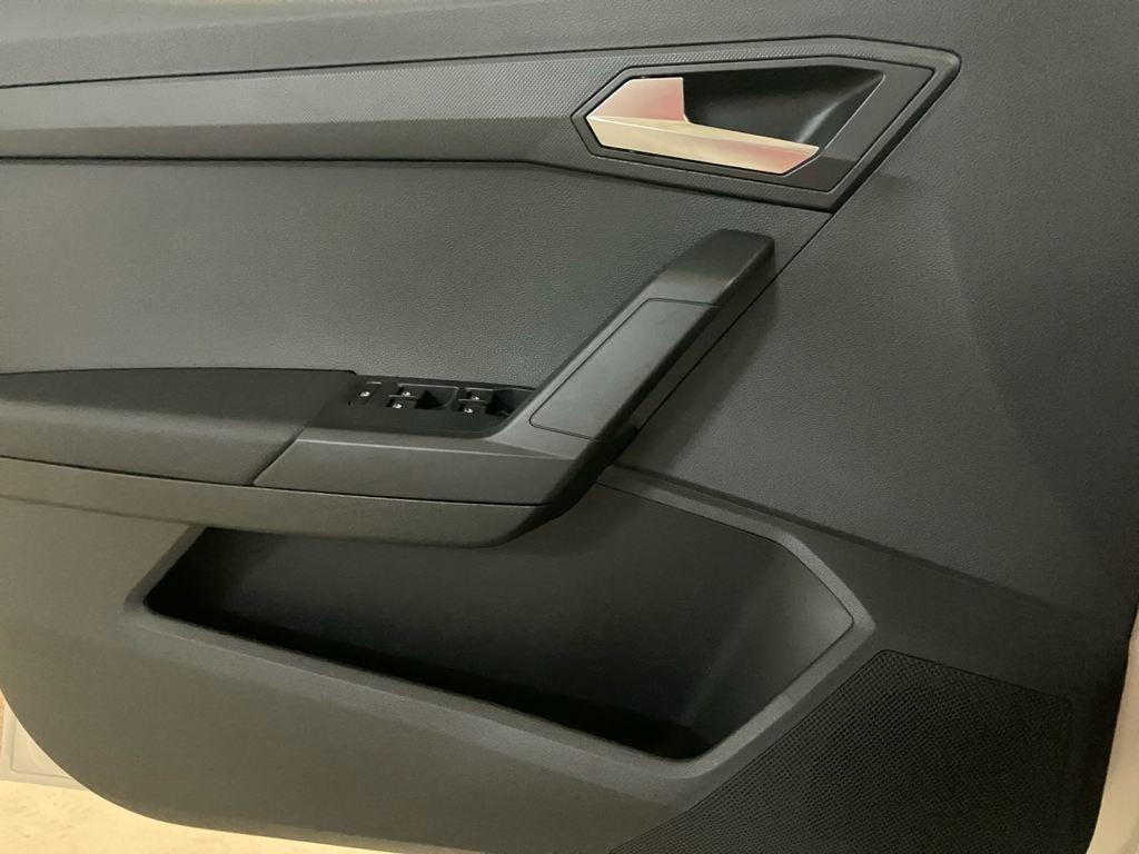 SEAT Arona 1.0 TSI Style XM DSG 85 kW (115 CV) - 12