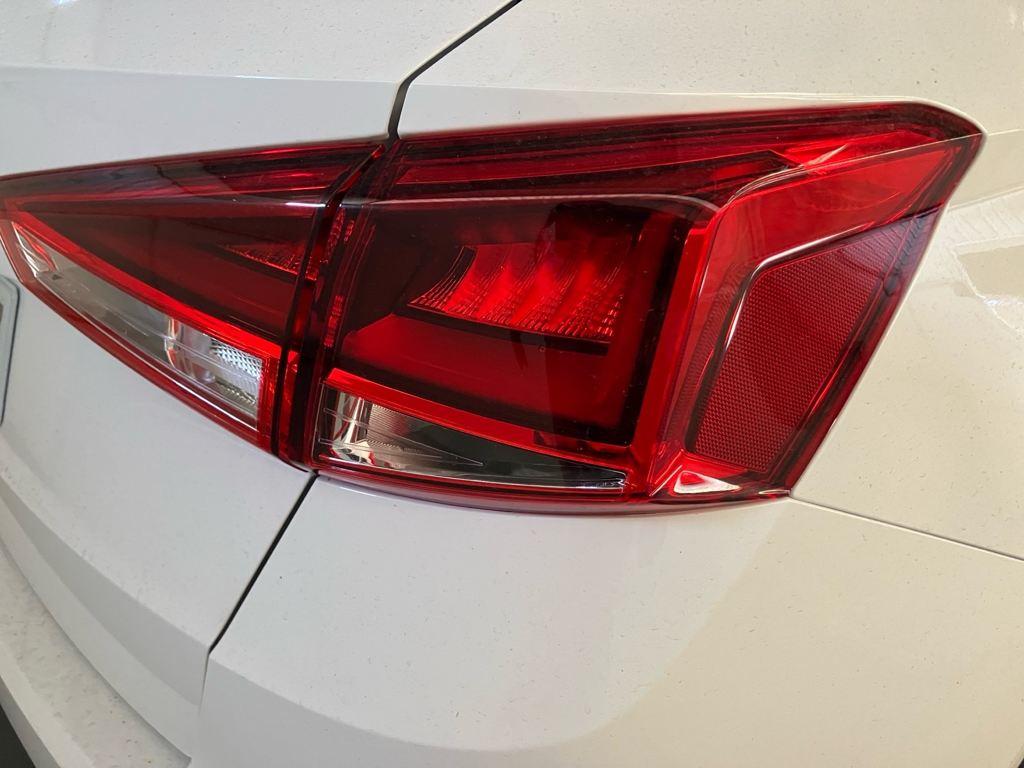 SEAT Arona 1.0 TSI Style XM DSG 85 kW (115 CV) - 15