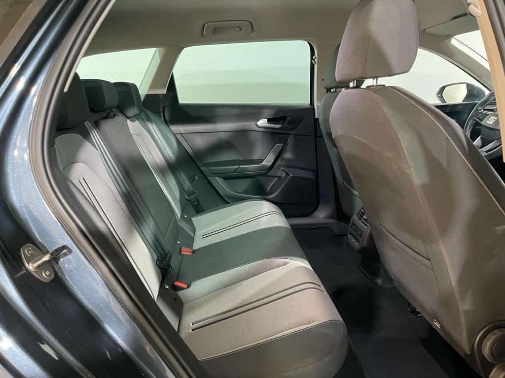 SEAT León 1.5 eTSI Style 25 Aniversario DSG 85 kW (116 CV) - 5