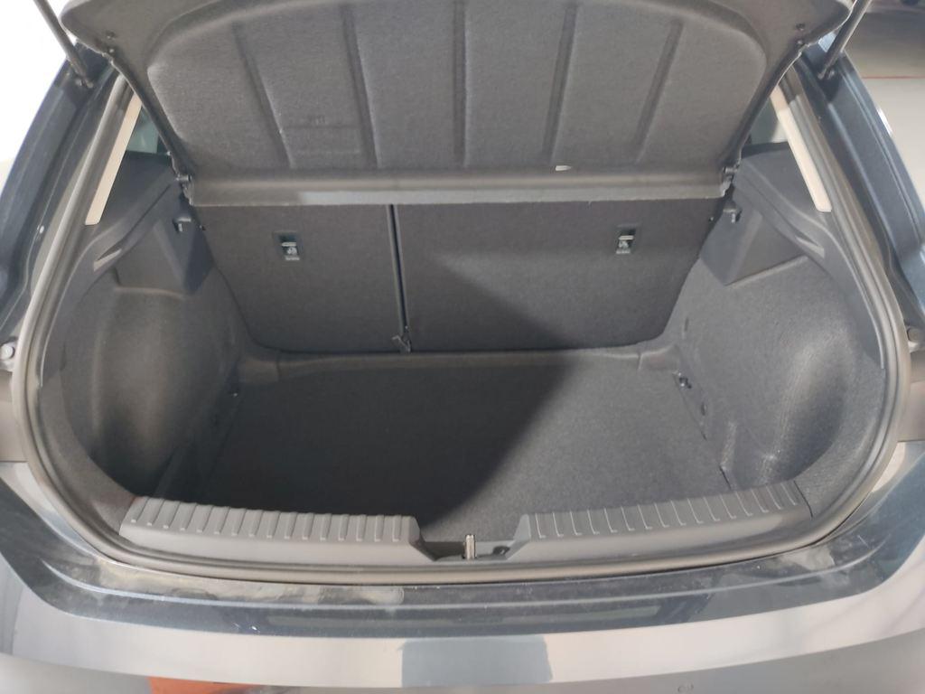 SEAT León 1.5 eTSI Style 25 Aniversario DSG 85 kW (116 CV) - 6