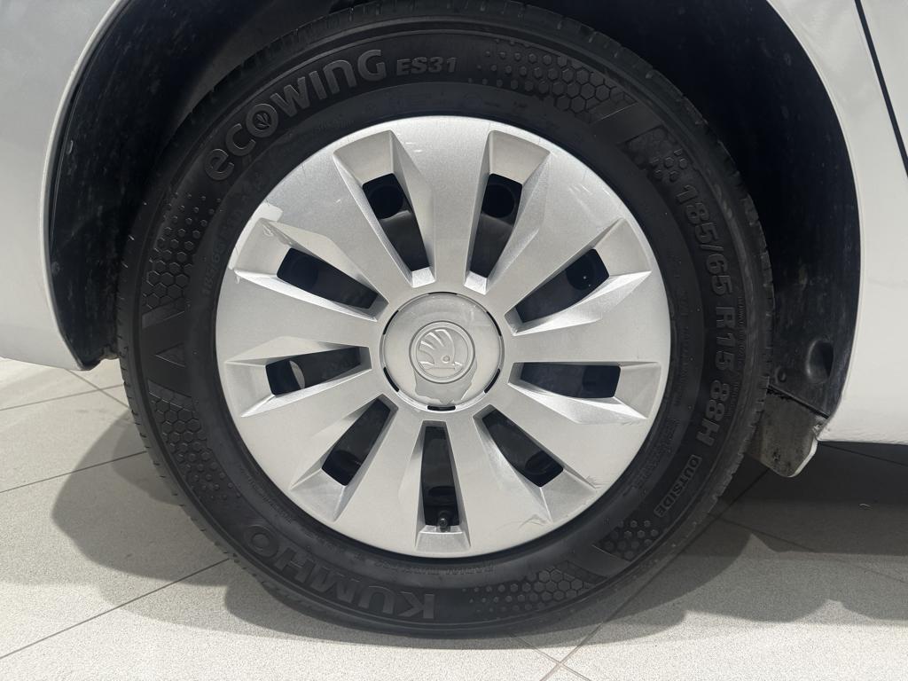 Skoda Fabia 1.0 TSI Active 70 kW (95 CV) - 7