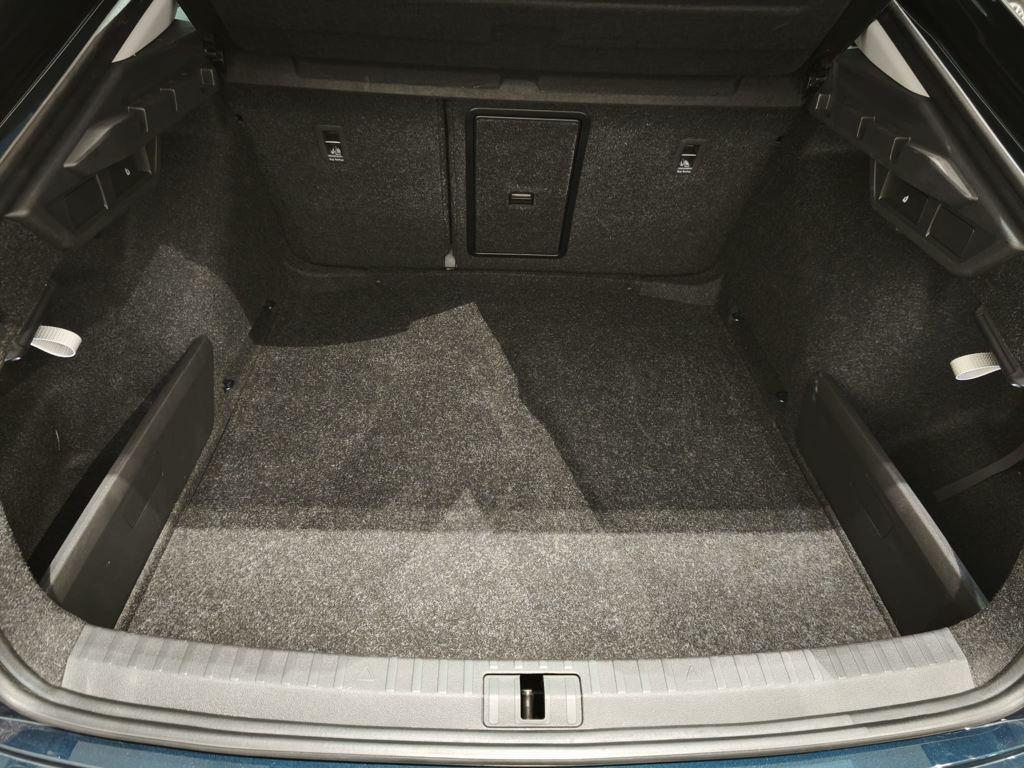 Skoda Octavia 1.0 TSI MHEV Selection DSG 81 kW (110 CV) - 6