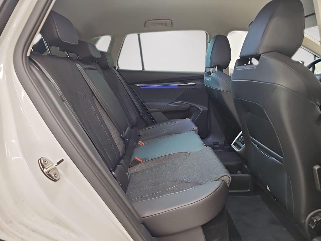 Skoda Elroq 60 63 kWh 150 kW (204 CV) - 5