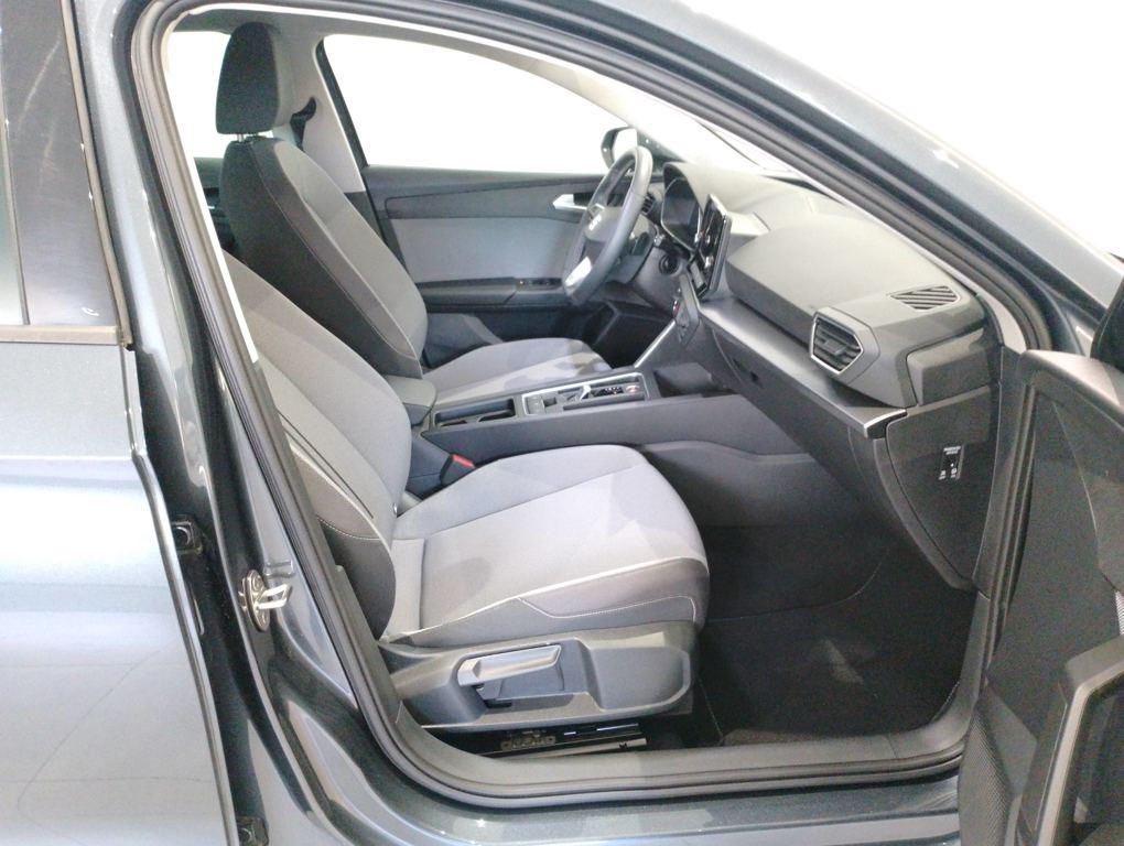 SEAT León 1.5 eTSI Style 25 Aniversario DSG 85 kW (116 CV) - 4