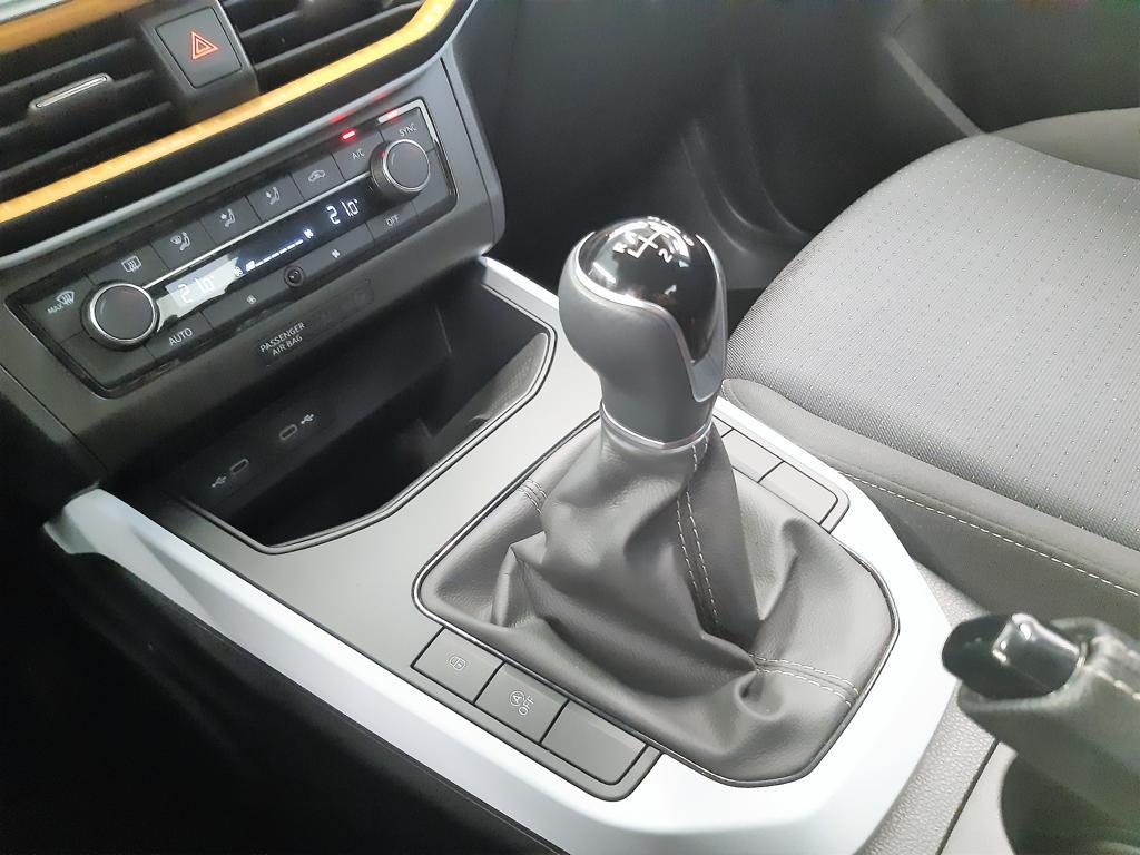 SEAT Arona 1.0 TSI Style XL 81 kW (110 CV) - 15