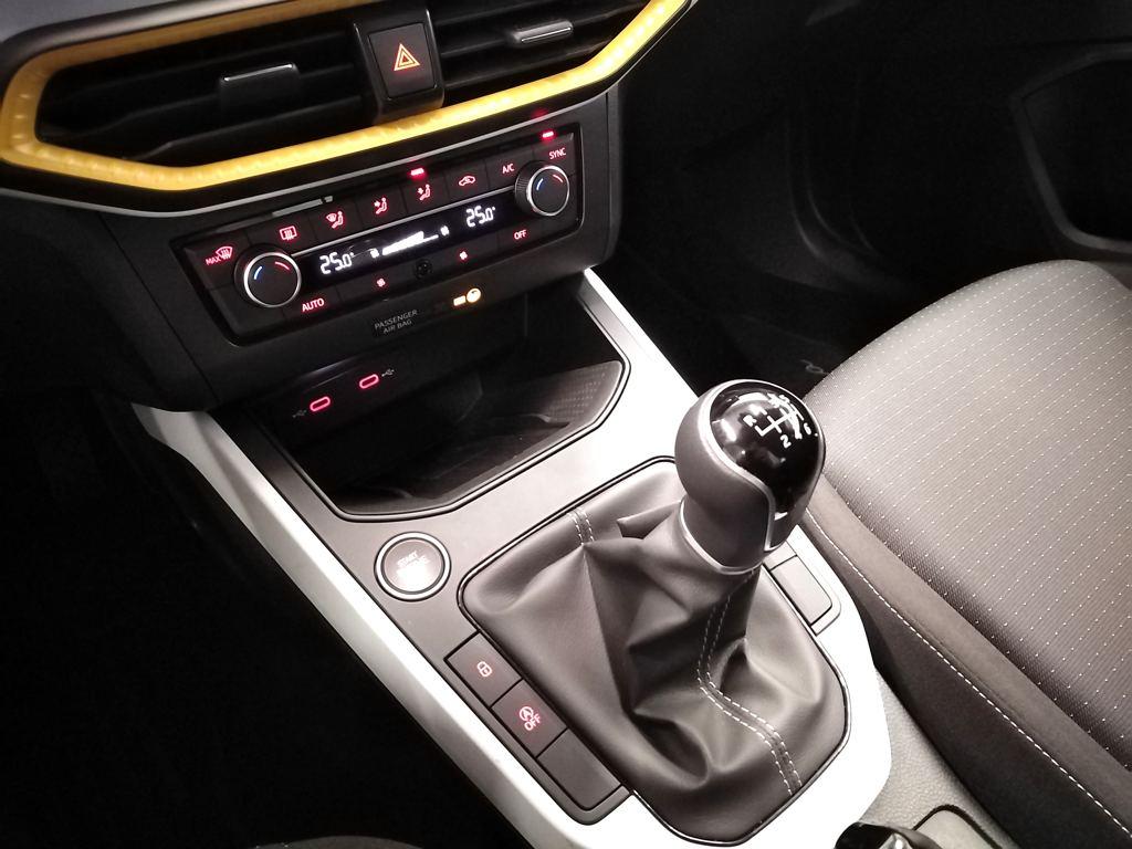 SEAT Arona 1.0 TSI Style XM 81 kW (110 CV) - 15