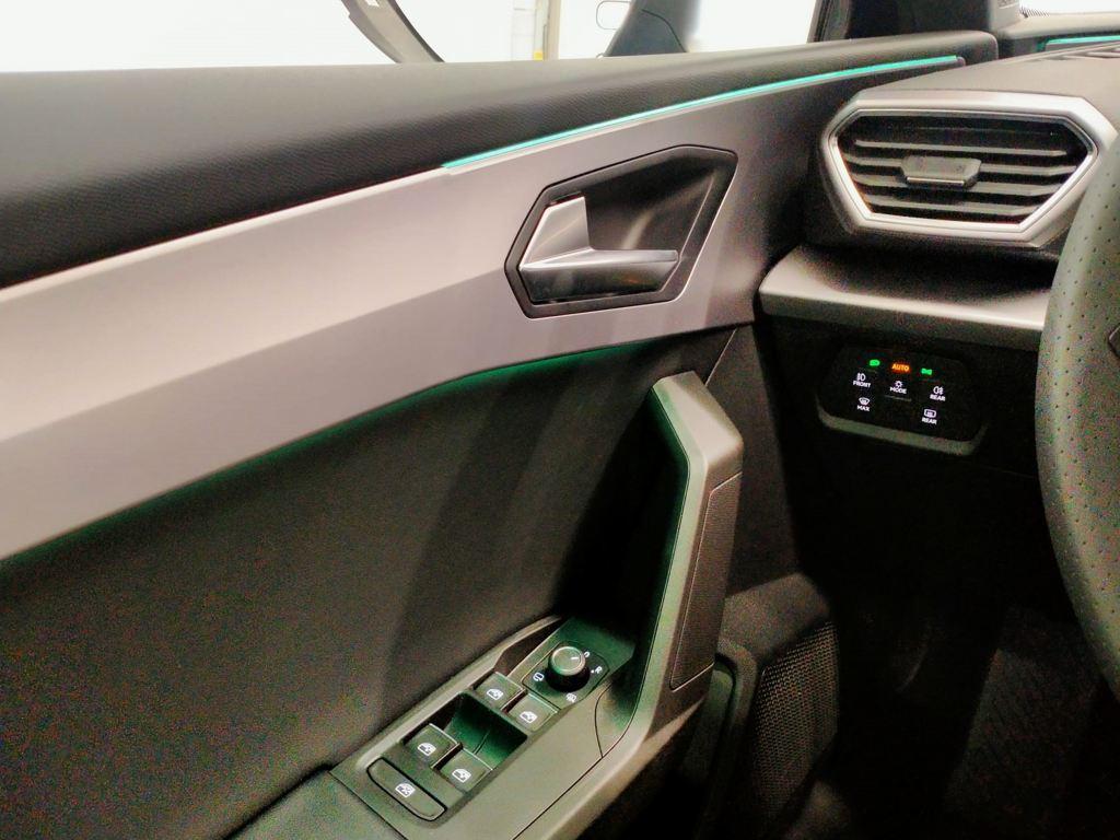 SEAT León 1.5 TSI e-Hybrid FR XM DSG 150 kW (204 CV) - 16