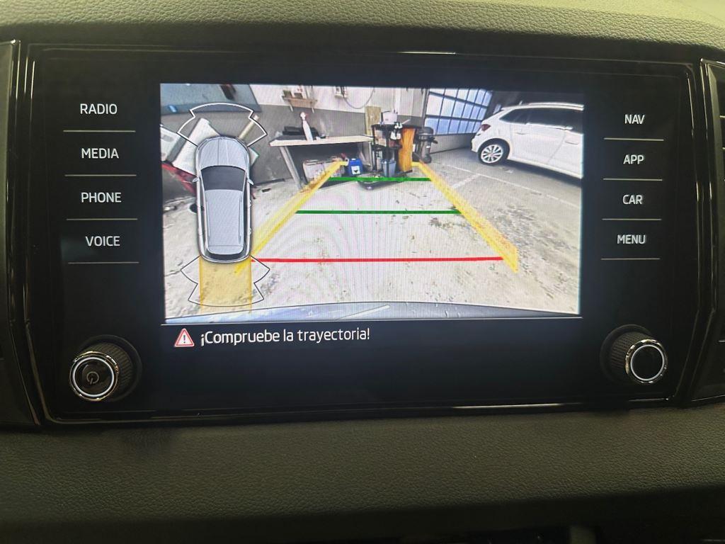 Skoda Karoq 2.0 TDI Sportline DSG 110 kW (150 CV) - 10