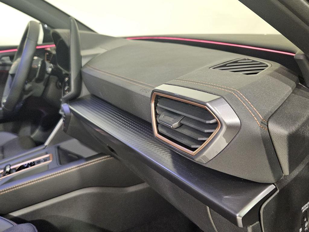 CUPRA Leon Sportstourer 1.5 eTSI DSG 110 kW (150 CV) - 11