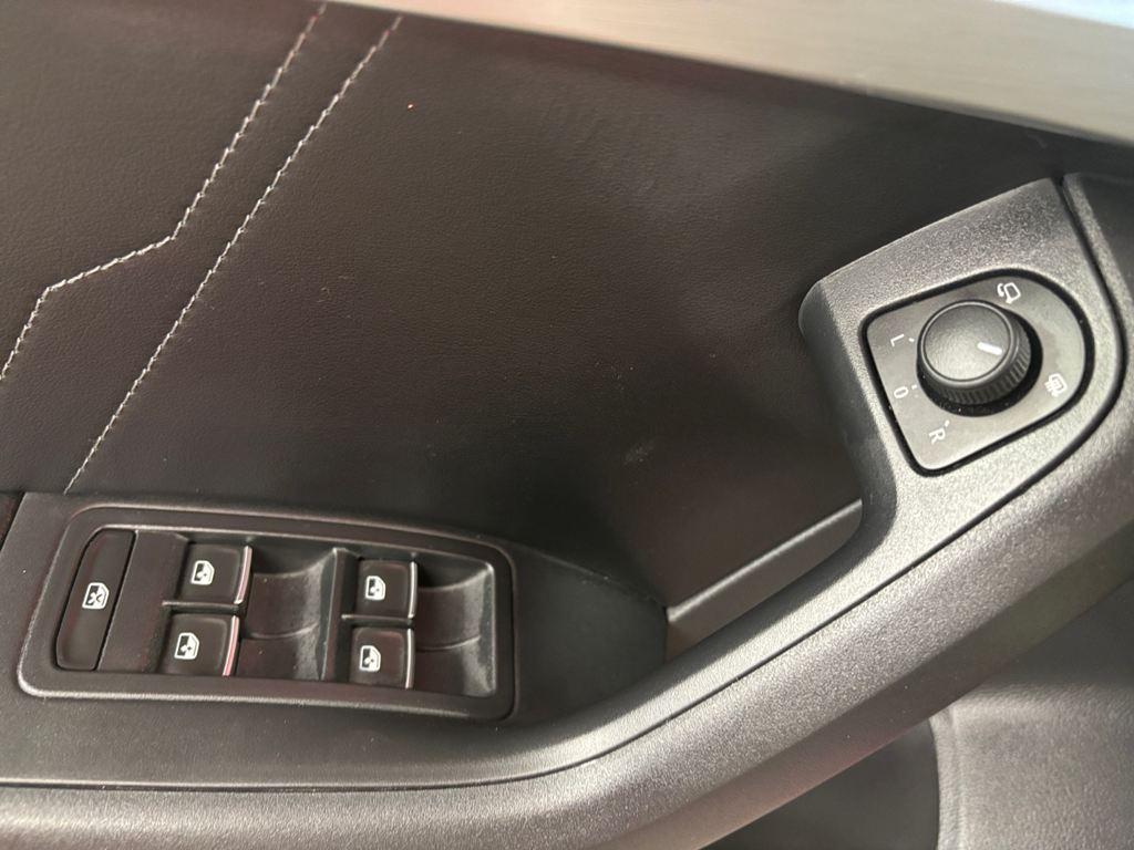 SEAT Ateca 1.5 TSI S&S FR Special Edition 110 kW (150 CV) - 11