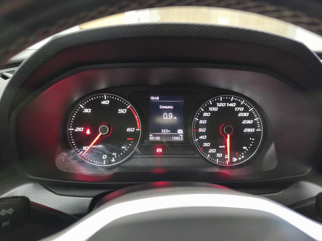 SEAT León 2.0 TDI S&S Reference Go 85 kW (115 CV) - 8