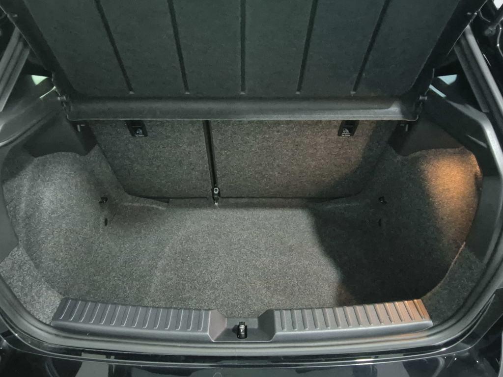 SEAT Ibiza 1.0 TSI Special Edition 85 kW (115 CV) - 6