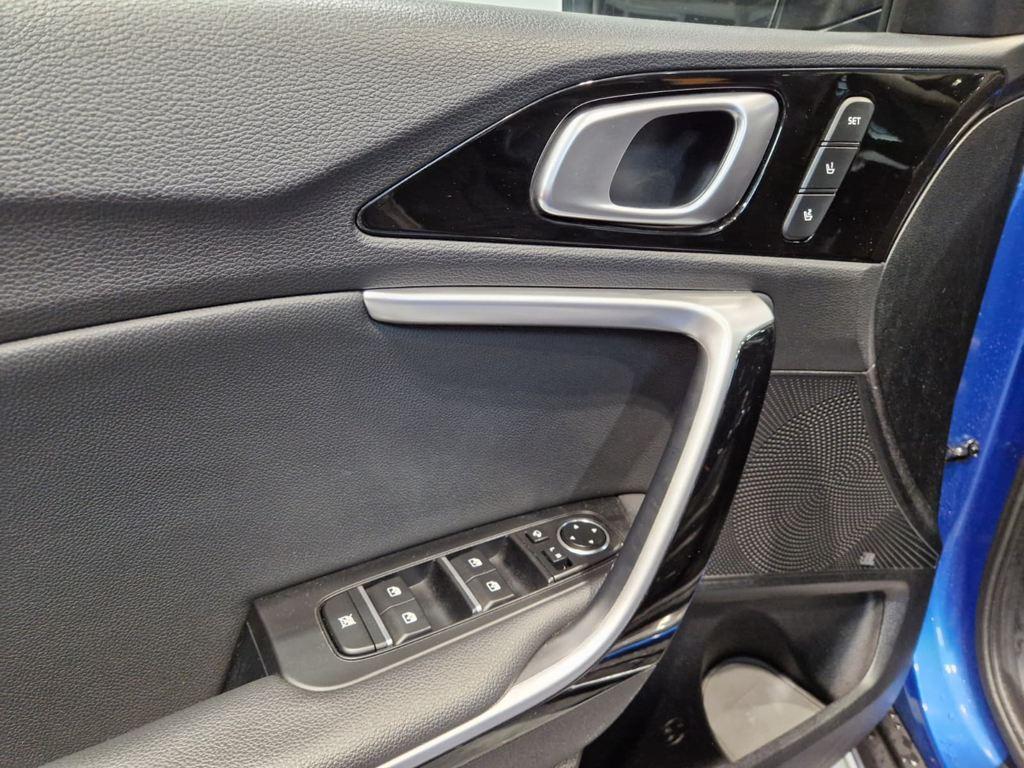 Kia XCeed 1.6 CRDi Emotion 100 kW (136 CV) - 9