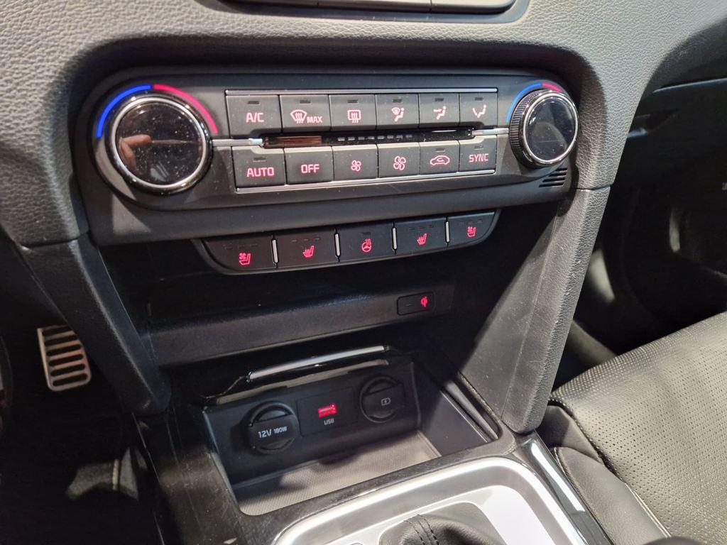 Kia XCeed 1.6 CRDi Emotion 100 kW (136 CV) - 17