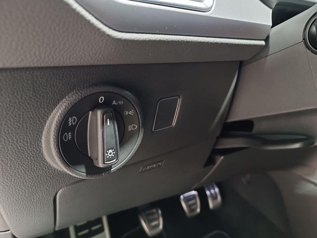 SEAT Ateca 1.5 TSI S&S FR Special Edition 110 kW (150 CV) - 8