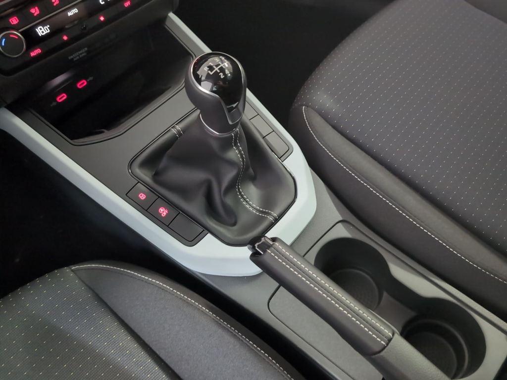 SEAT Arona 1.0 TSI Style XM 70 kW (95 CV) - 9