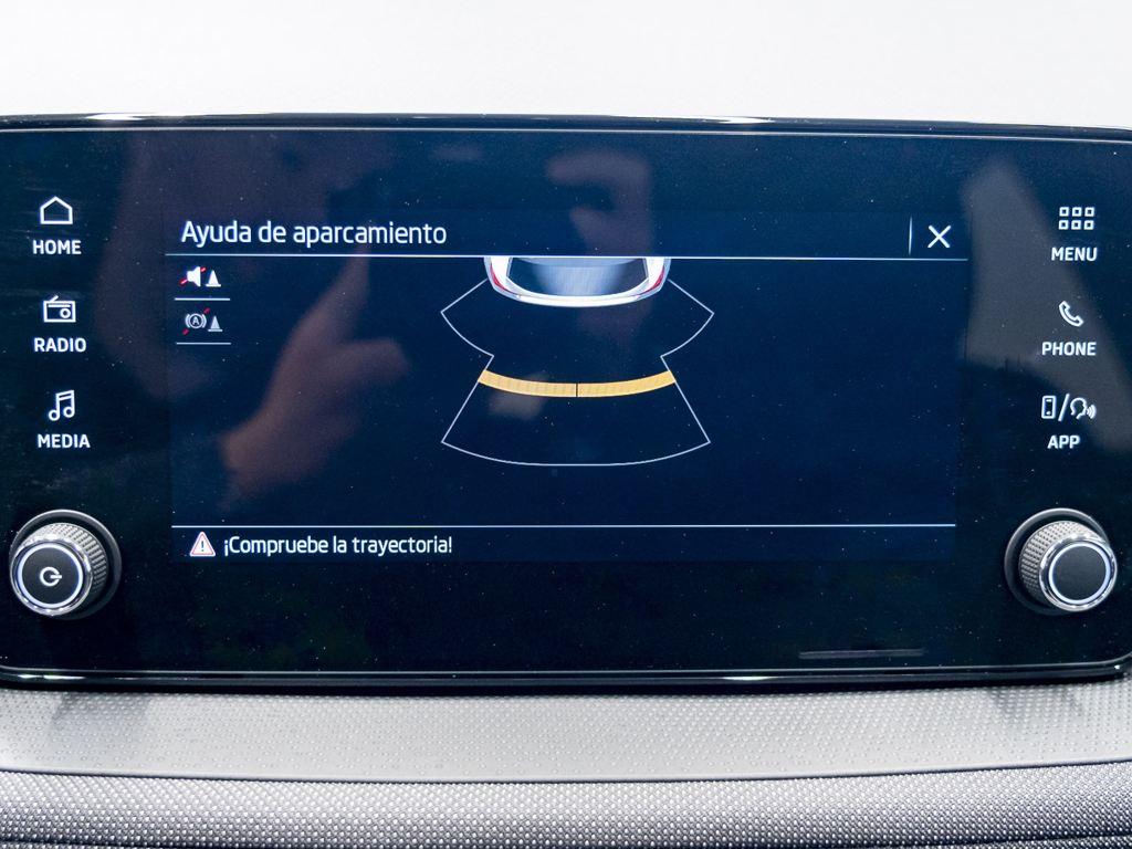 Skoda Fabia 1.0 TSI Selection 70 kW (95 CV) - 10