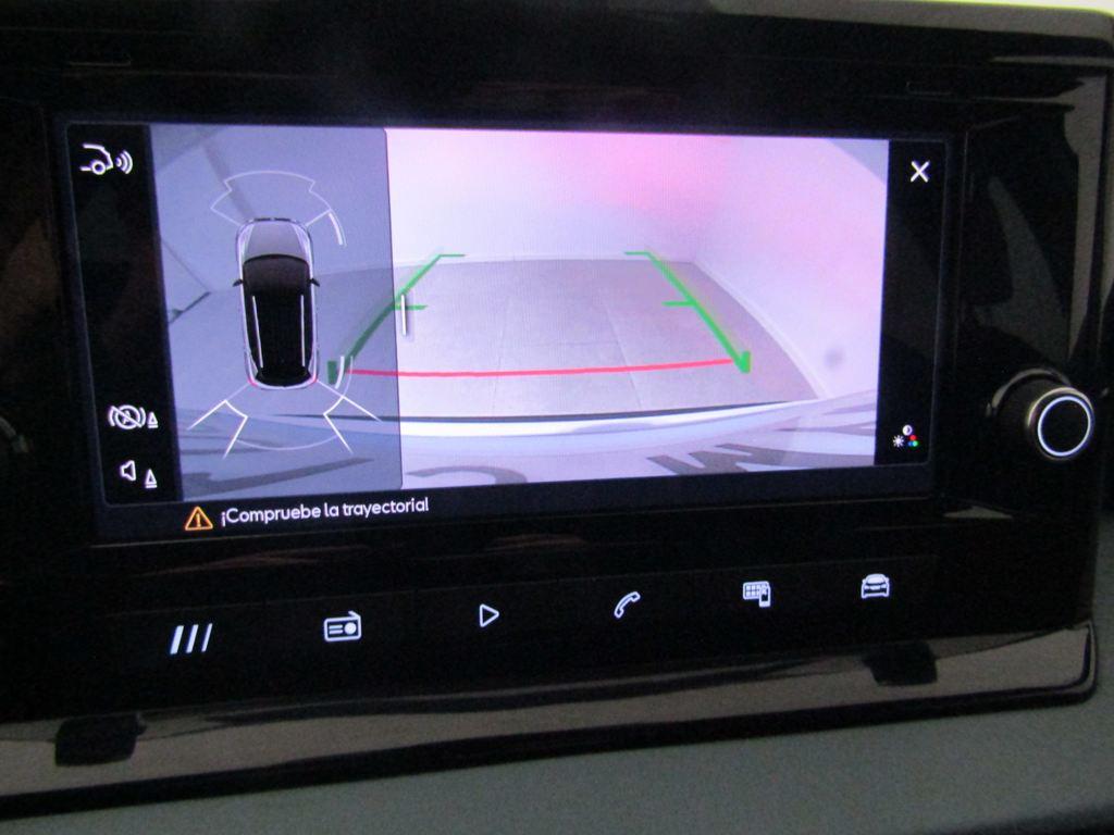 SEAT Arona 1.0 TSI S&S Xperience XM 85 kW (115 CV) - 8