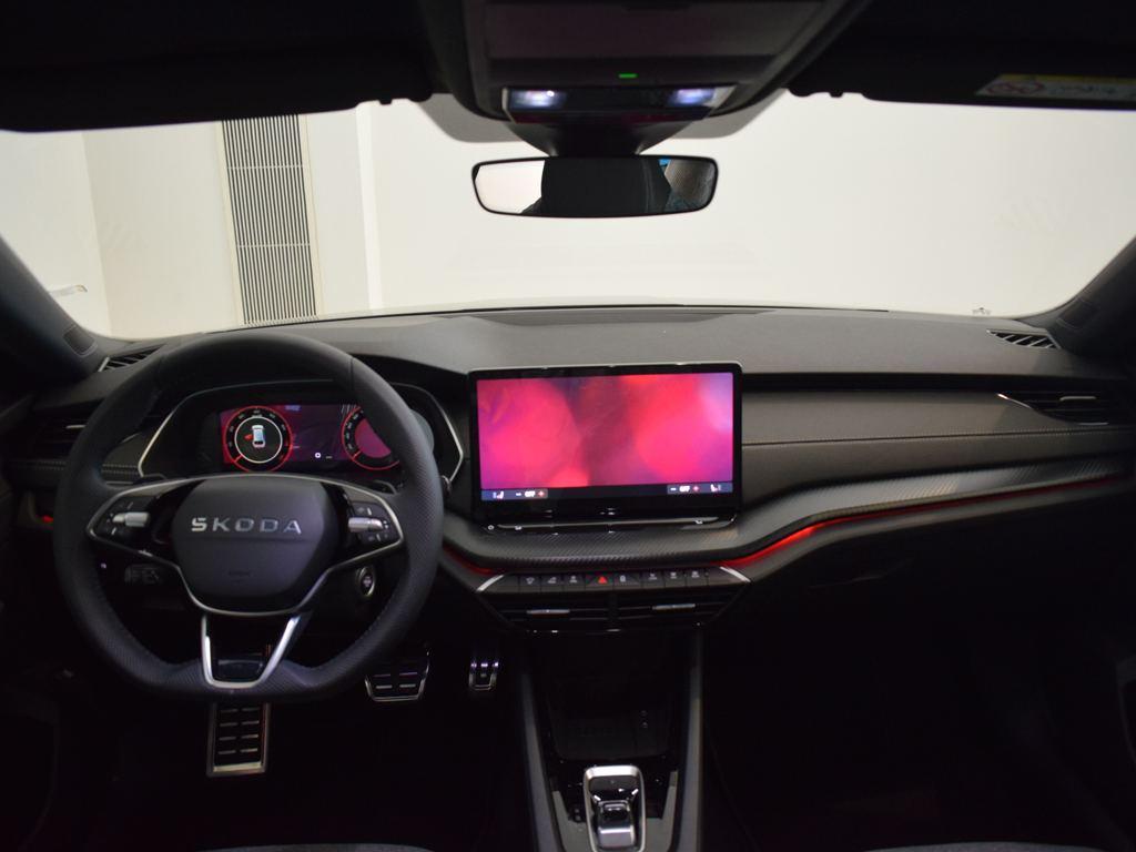 Skoda Octavia Combi 1.5 TSI m-HEV Sportline DSG 110 kW (150 CV) - 3