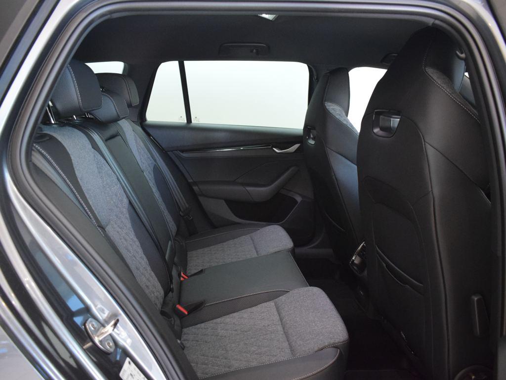 Skoda Octavia Combi 1.5 TSI m-HEV Sportline DSG 110 kW (150 CV) - 5