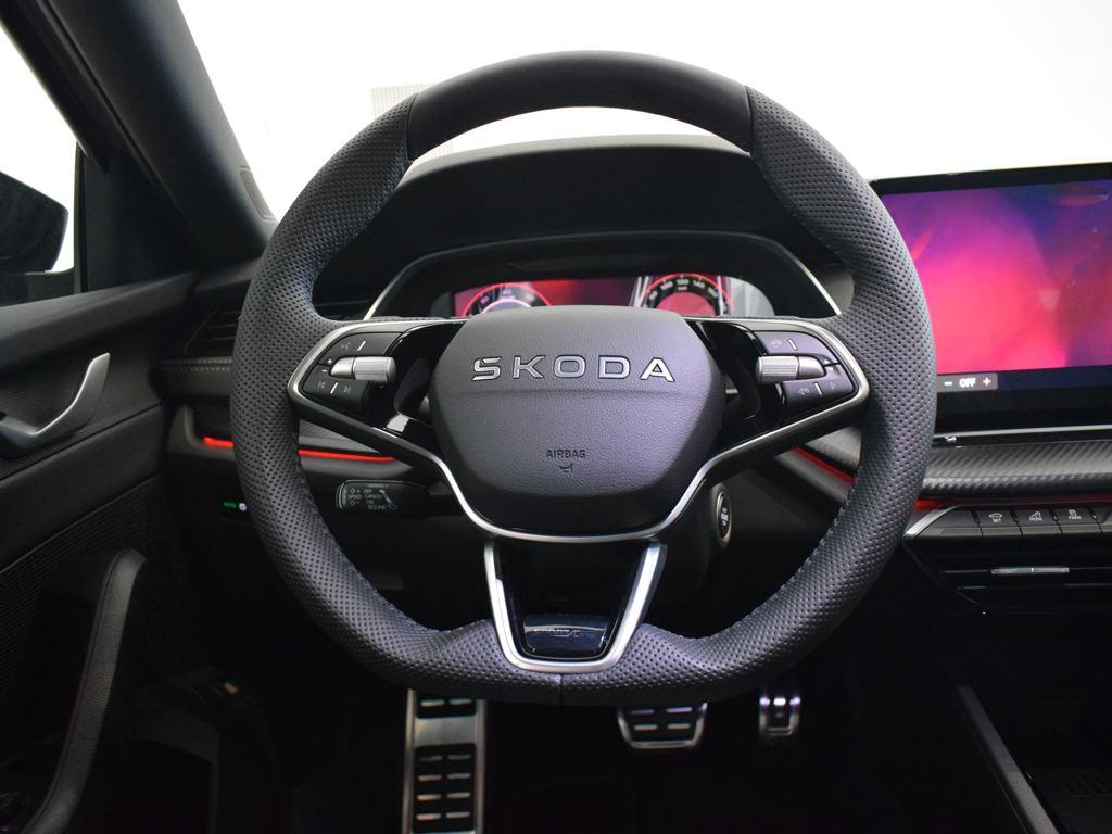 Skoda Octavia Combi 1.5 TSI m-HEV Sportline DSG 110 kW (150 CV) - 11