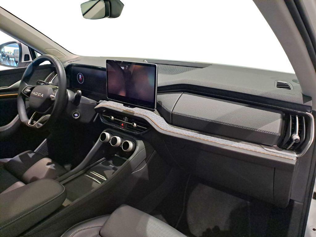 Skoda Kodiaq 1.5 TSI m-HEV Design DSG 110 kW (150 CV) - 10