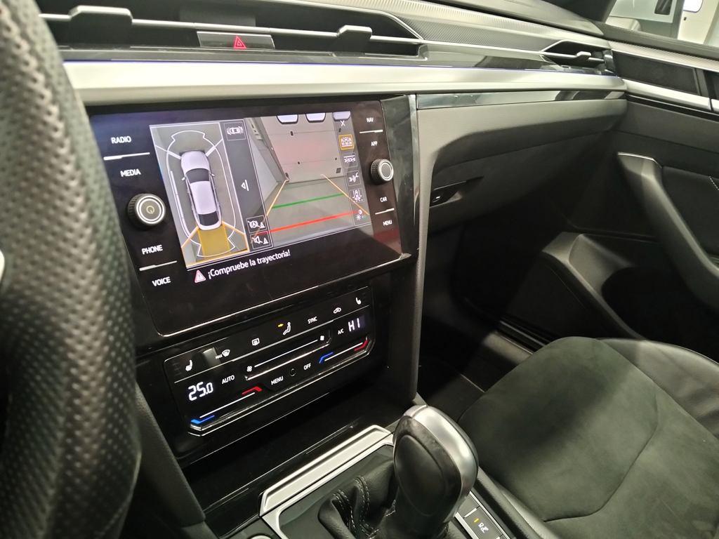 Volkswagen Arteon R-Line 2.0 TSI 140 kW (190 CV) DSG - 12