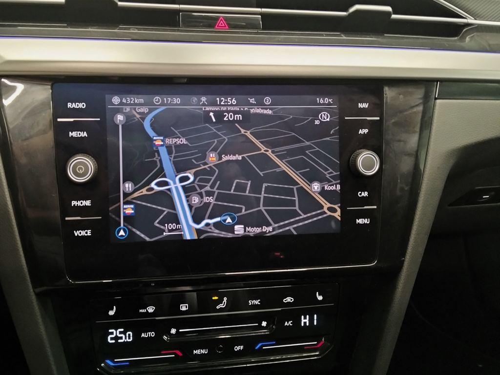 Volkswagen Arteon R-Line 2.0 TSI 140 kW (190 CV) DSG - 13