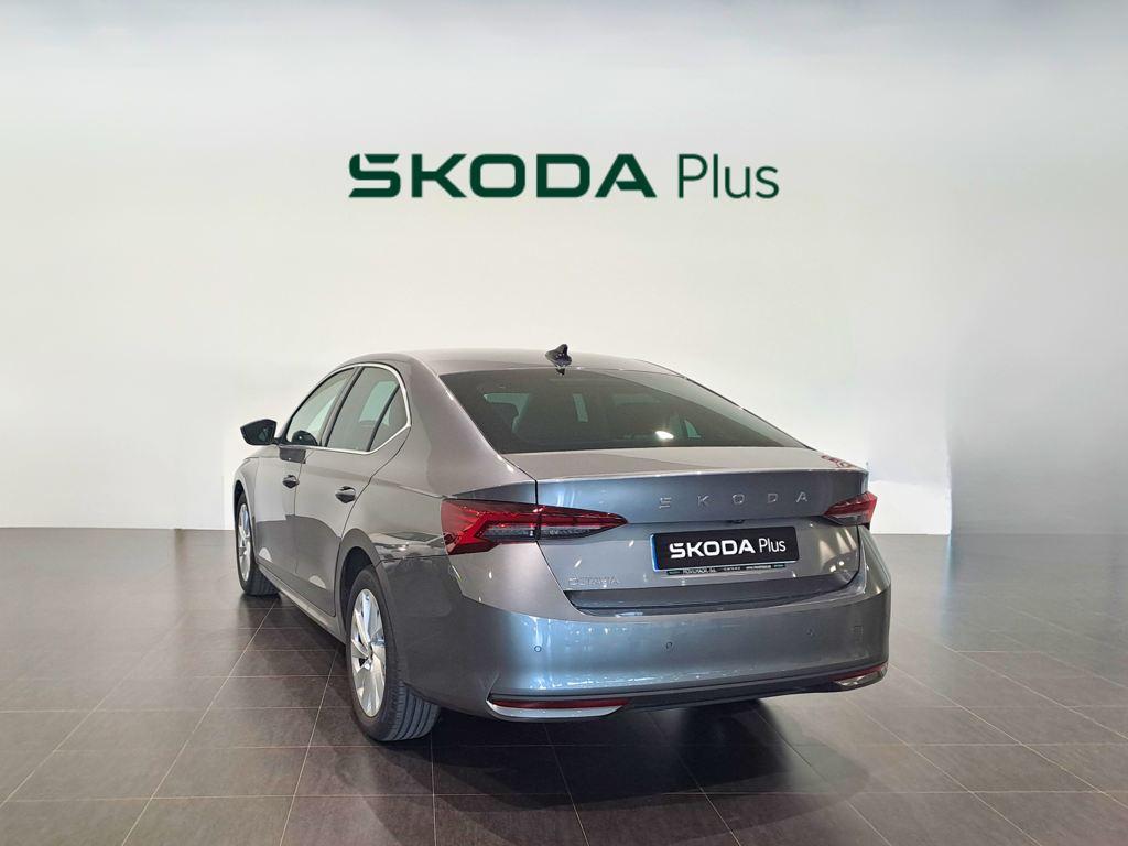 Skoda Octavia 1.5 TSI m-HEV Design DSG 110 kW (150 CV) - 1