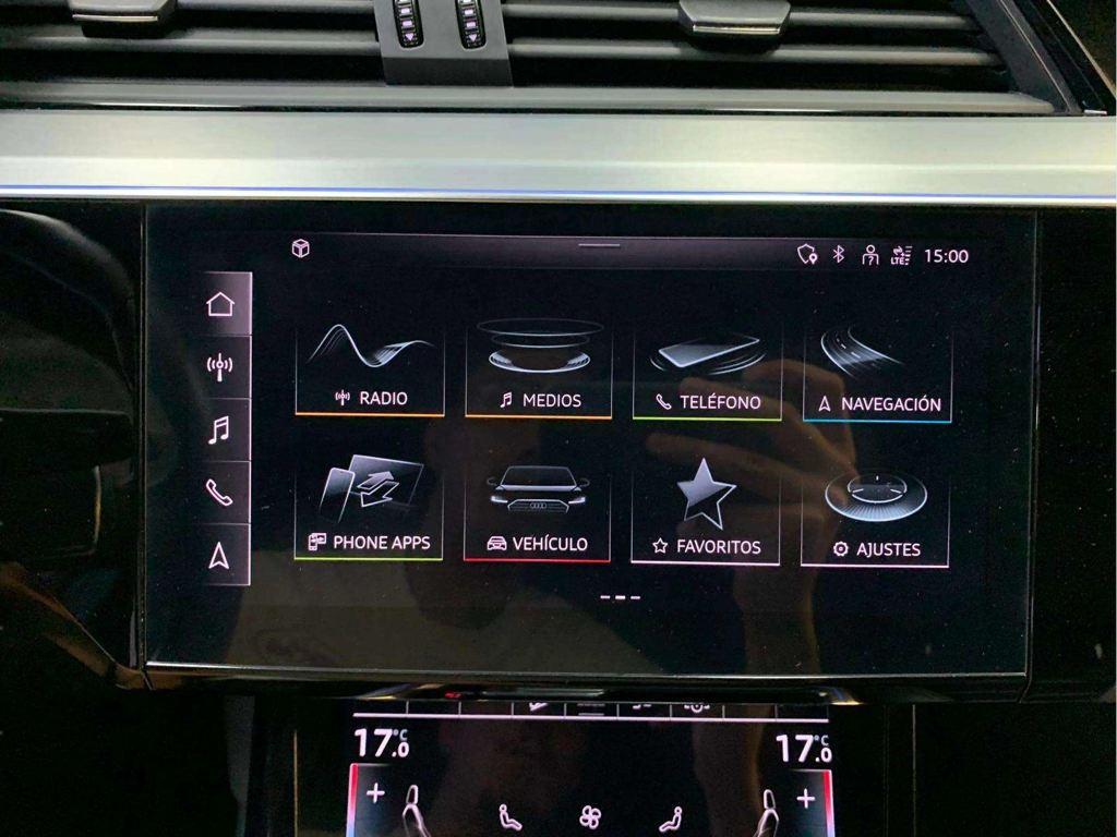 Audi e-tron Sportback Black line 55 quattro 300 kW (408 CV) - 9