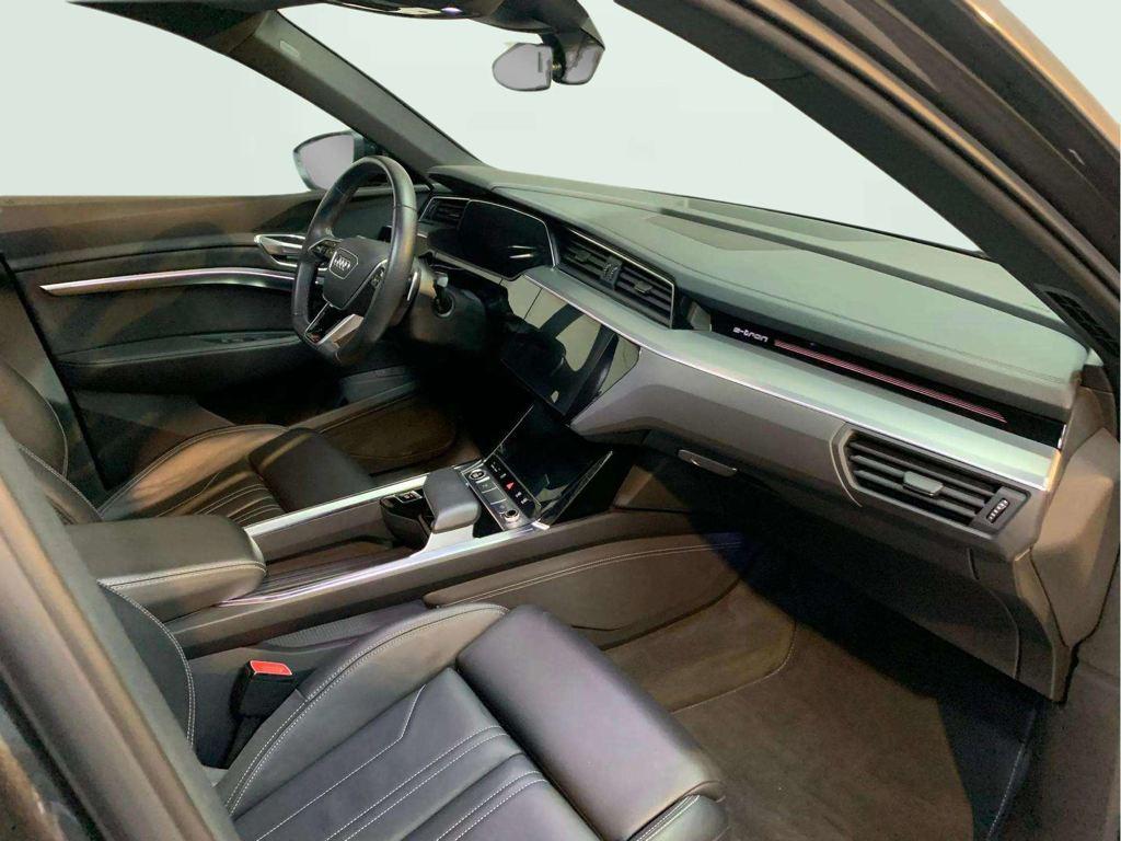 Audi e-tron Sportback Black line 55 quattro 300 kW (408 CV) - 12